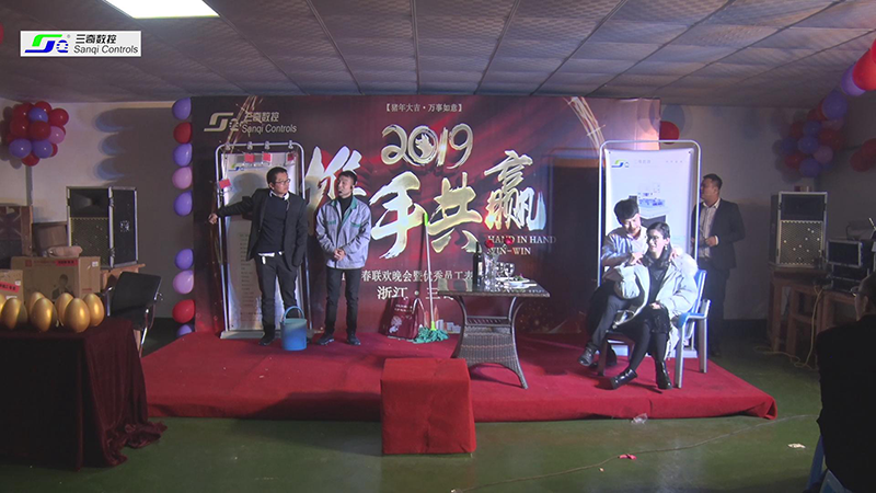 1727506771129575.png 1669168775261579.png